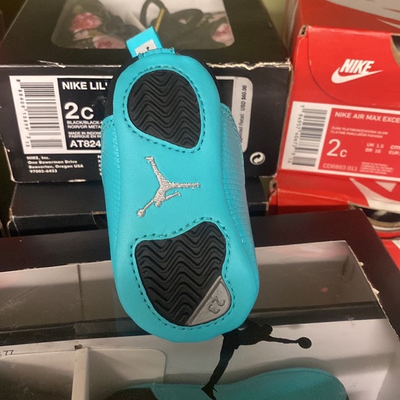 Jordan 12 retro gift pack - Picture 2 of 8